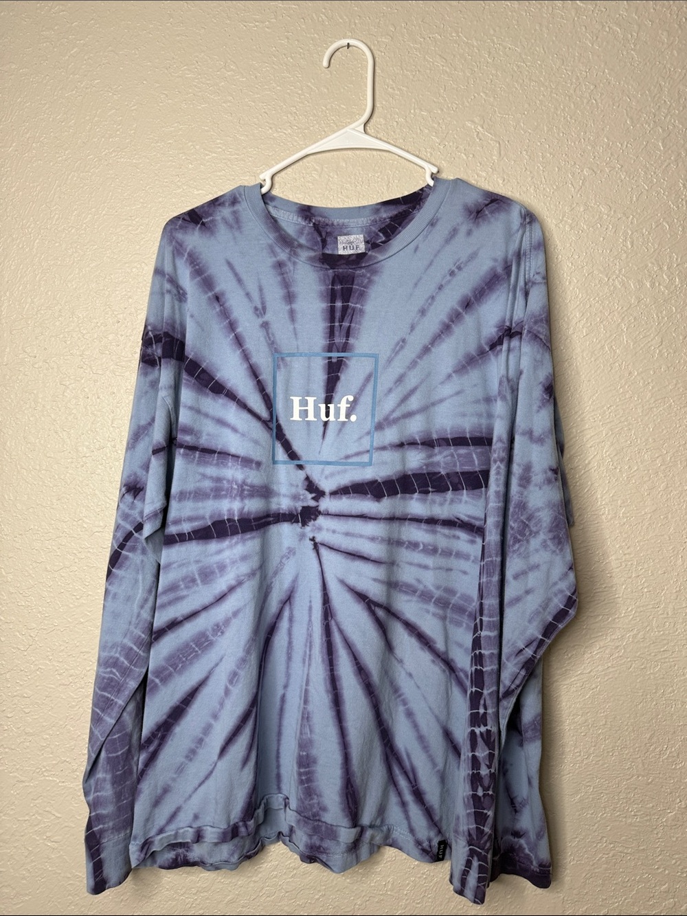 HUF Blue & Navy Tie-Dye Long Sleeve Tee